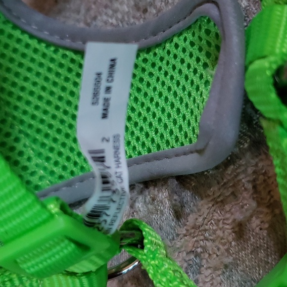 Kitten or small cat safety harness with reflective stripes - Picture 3 of 4